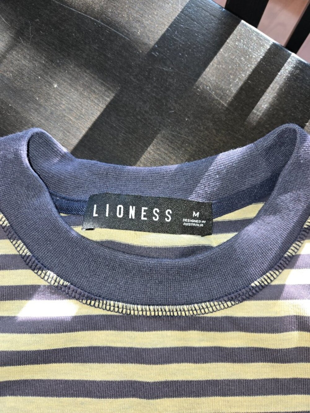 Lioness striped set in a blue/brown and yellow/beige - Picture 5 of 9